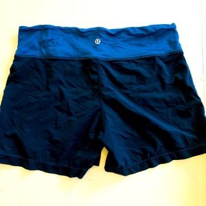 Lululemon • blue two toned athletic shorts